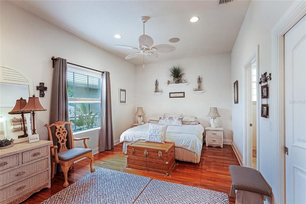 Bedroom, Interior, Recessed Lighting, Water, Wood Texture Flooring