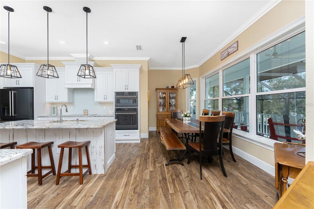 Dining room, Interior, Kitchen, Pendant Lights, Recessed Lighting, Wood Texture Flooring