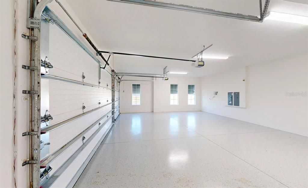 Garage, Interior