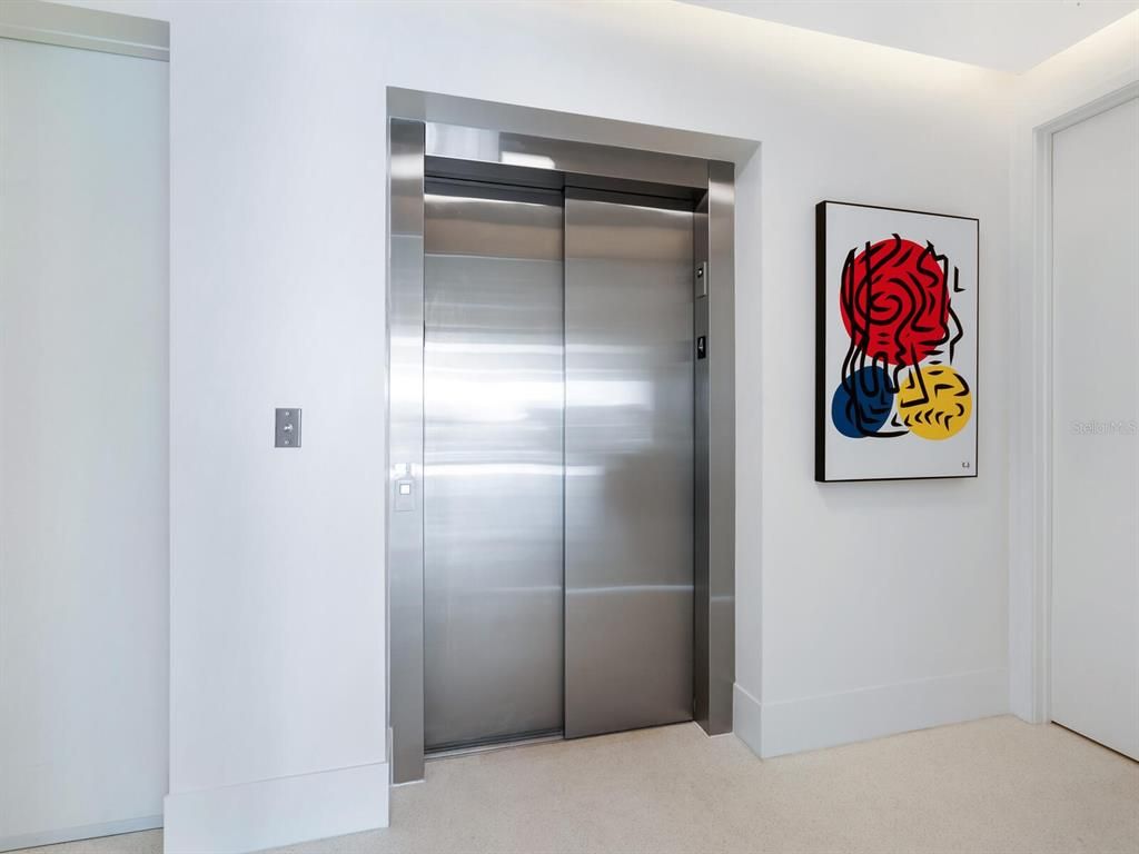 Elevator, Interior