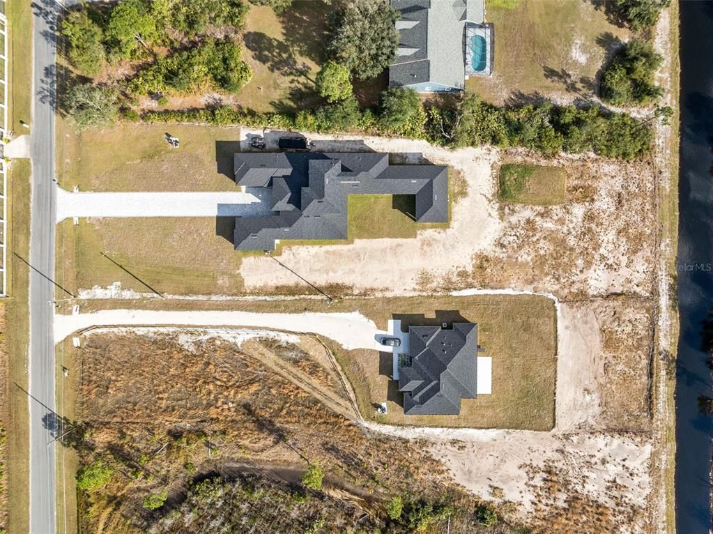 Exterior, Drone