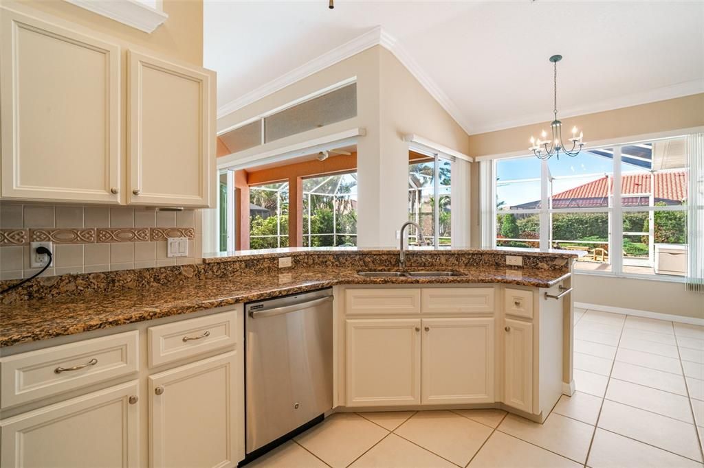 Chandelier, Interior, Kitchen