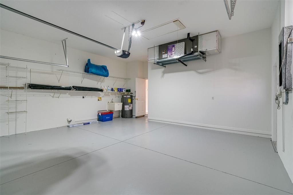 Garage, Interior