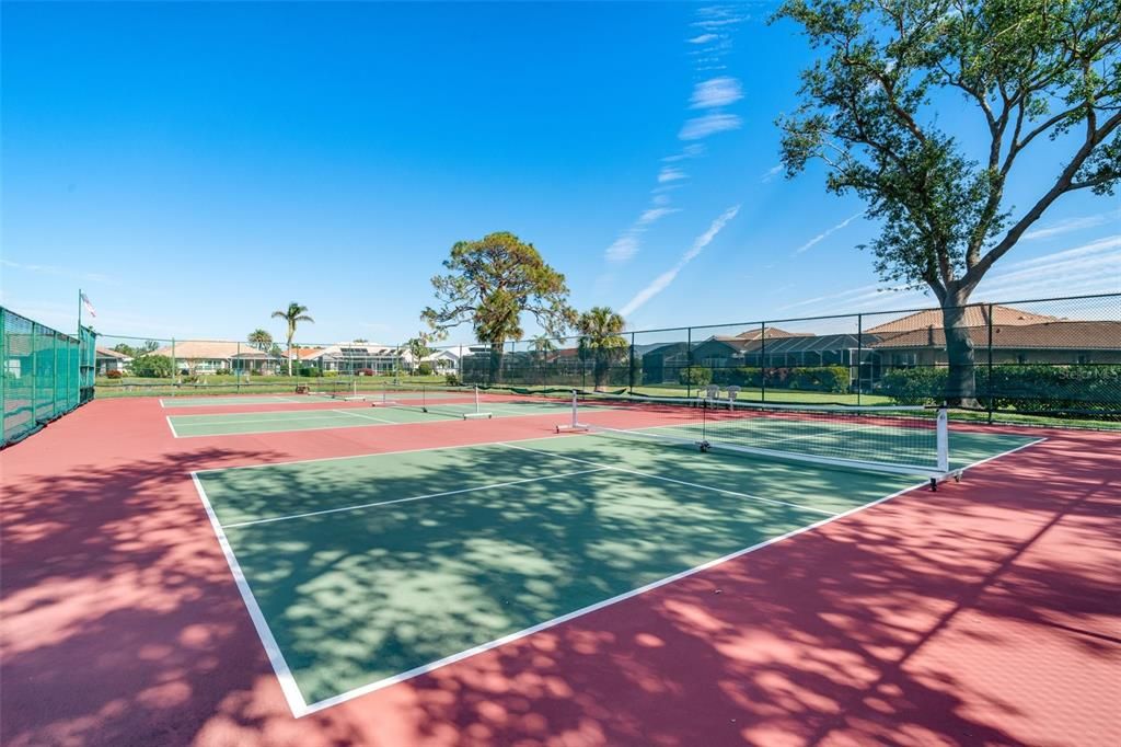 Exterior, Tennis Courts