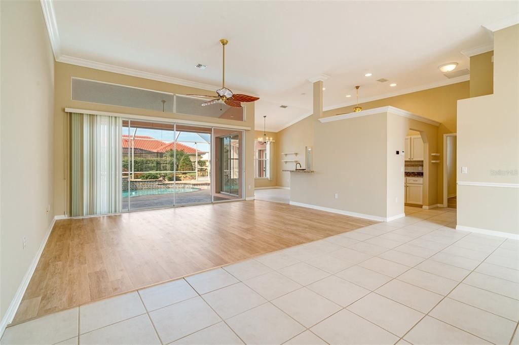 Empty room, Interior, Recessed Lighting, Wood Texture Flooring