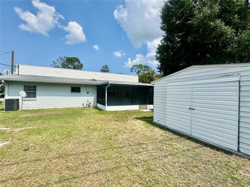Backyard, Exterior