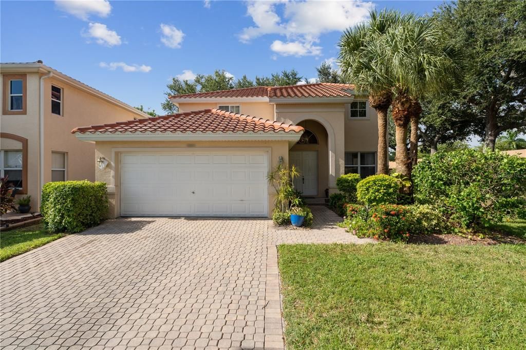 Attached, Backyard, Exterior, Facade, Mediterranean