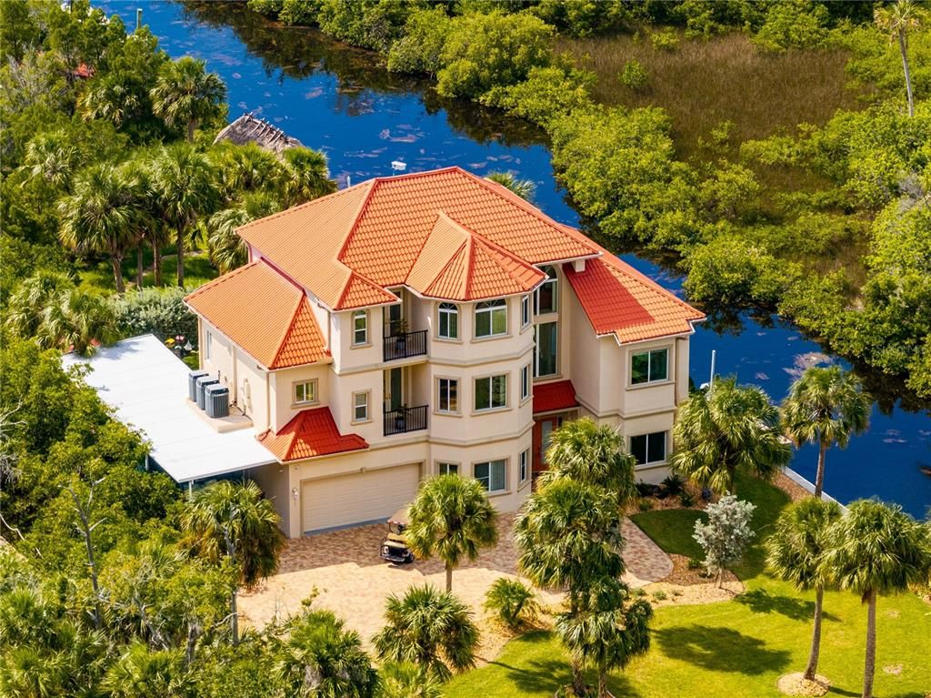 Exterior, Drone
