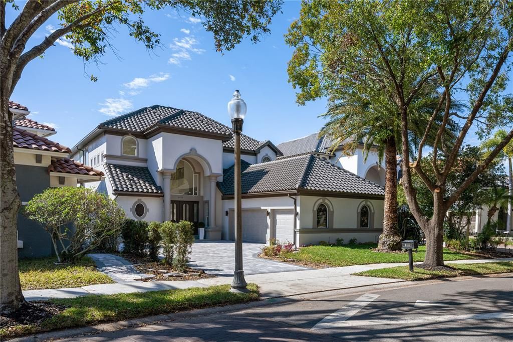 Attached, Exterior, Facade, Mediterranean
