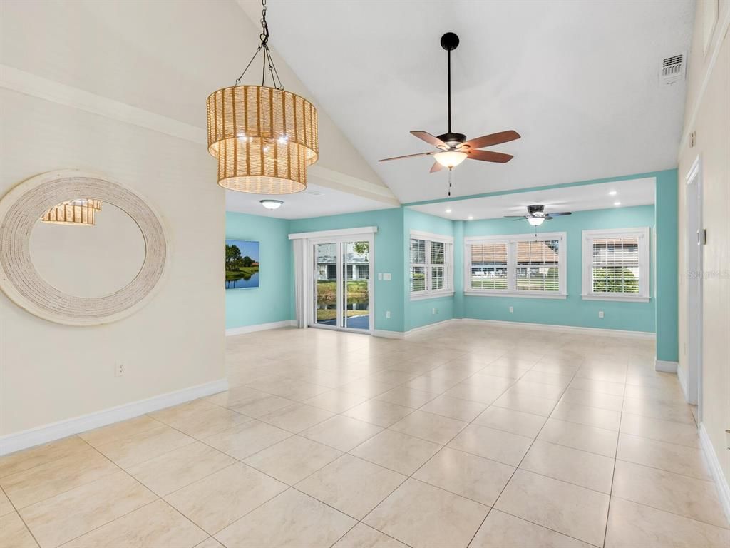 Chandelier, Empty room, Interior, Recessed Lighting