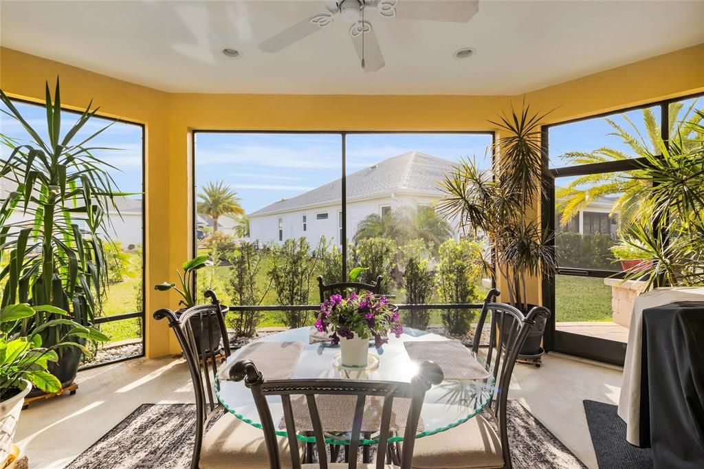 Dining room, Interior, Sun Room