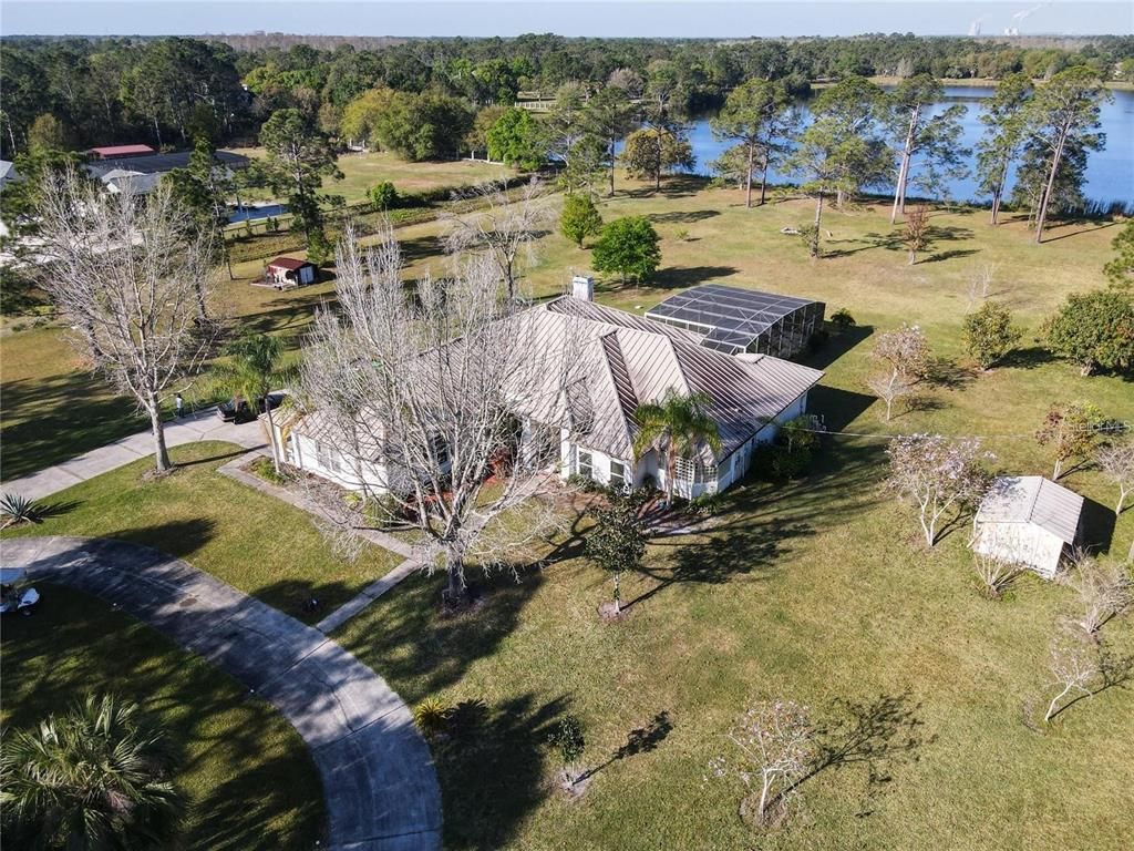 Exterior, Drone