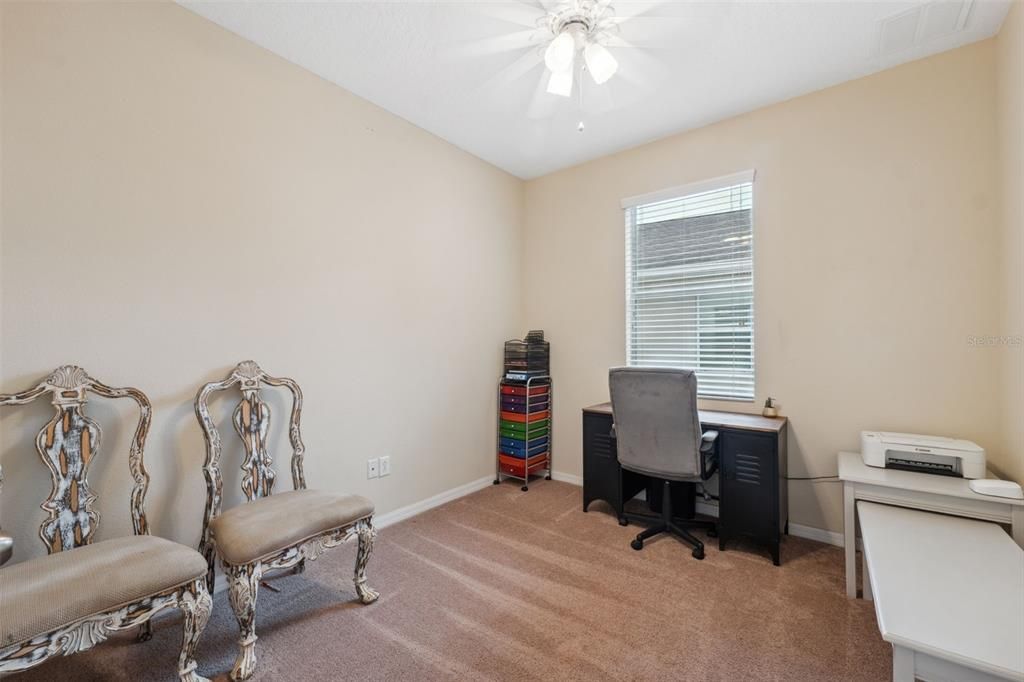 Home Office, Interior