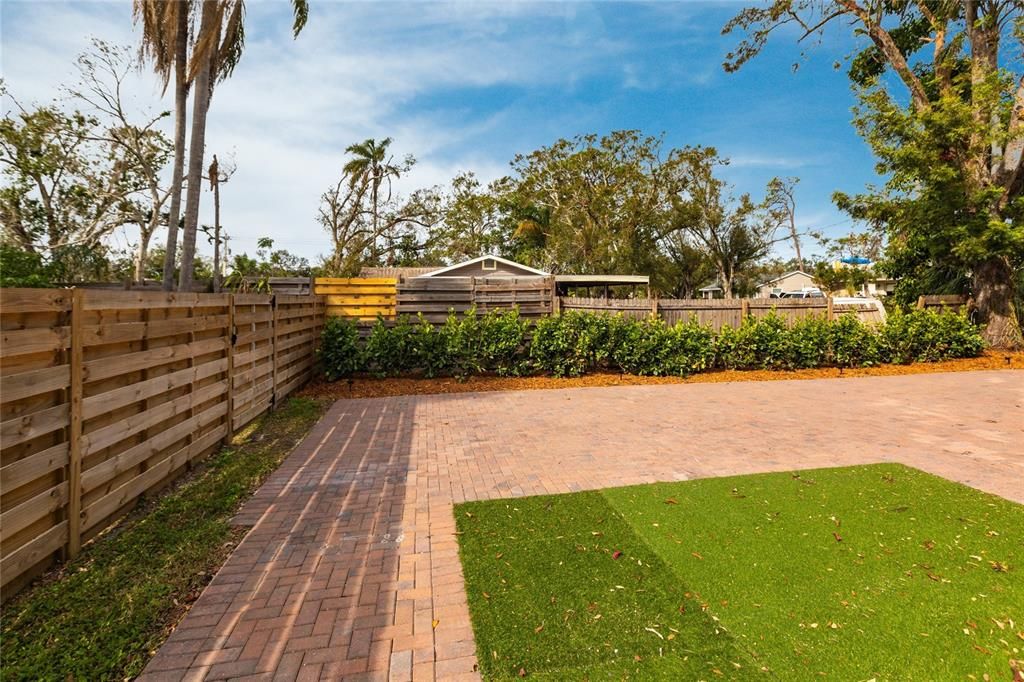 Backyard, Exterior