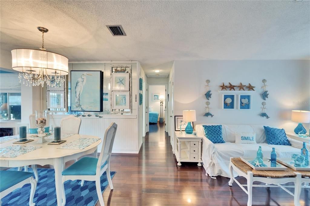 Chandelier, Dining room, Interior, Living room, Recessed Lighting, Wood Texture Flooring