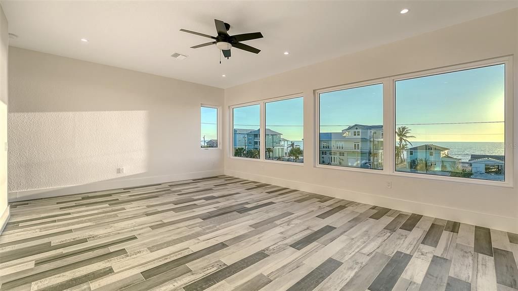 Empty room, Interior, Recessed Lighting, Water, Wood Texture Flooring