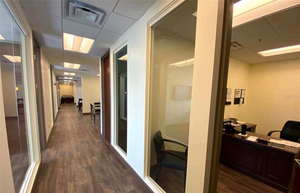 Home Office, Interior, Recessed Lighting, Wood Texture Flooring