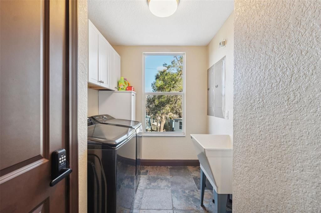 Interior, Washer