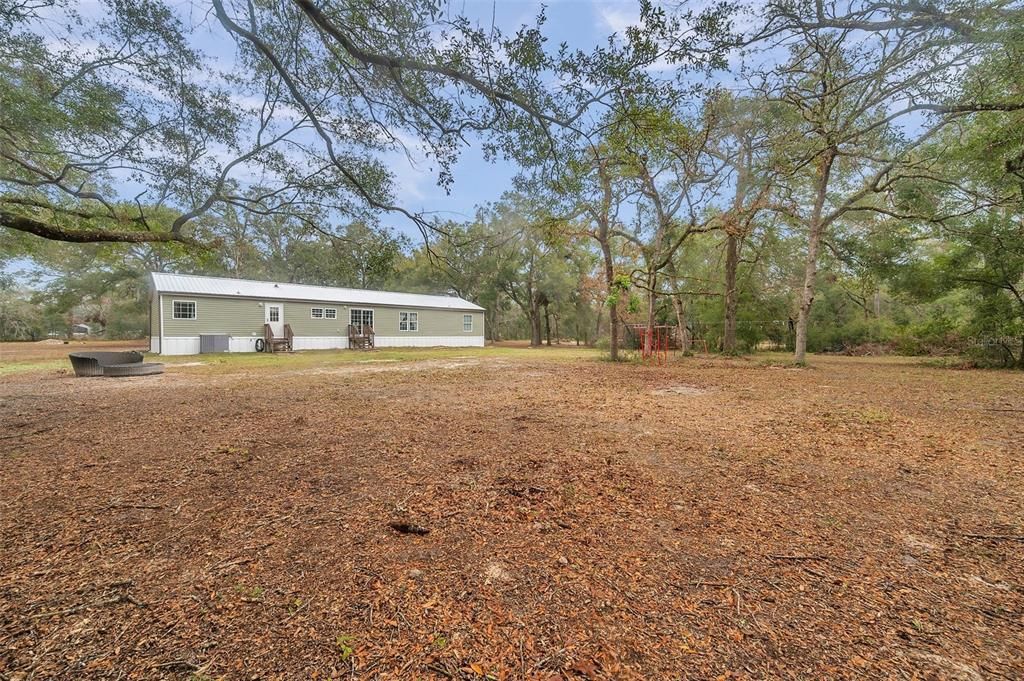 Backyard, Exterior