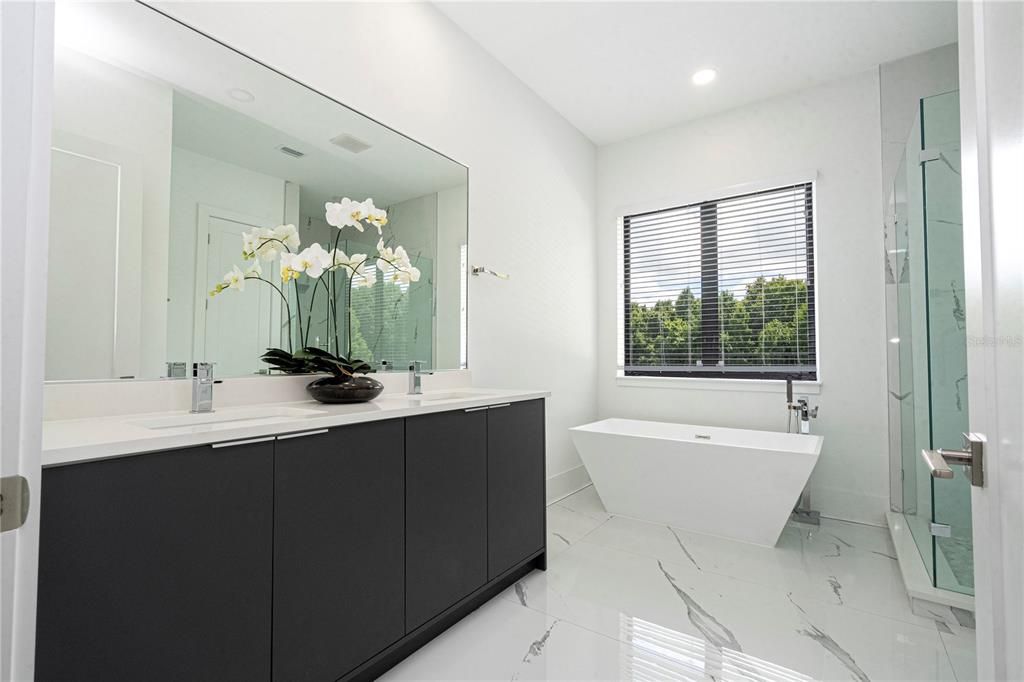 Bathroom, Dual Sink Vanities, Free Standing Baths, Glass Shower, Interior, Marble, Recessed Lighting