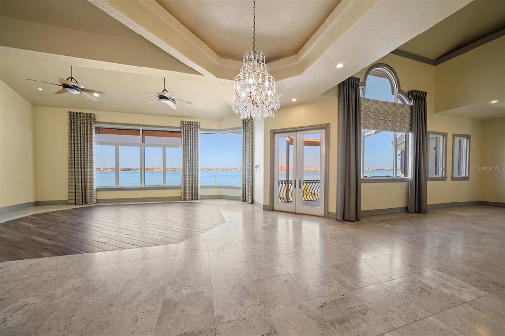 Chandelier, Empty room, Interior, Recessed Lighting, Wood Texture Flooring