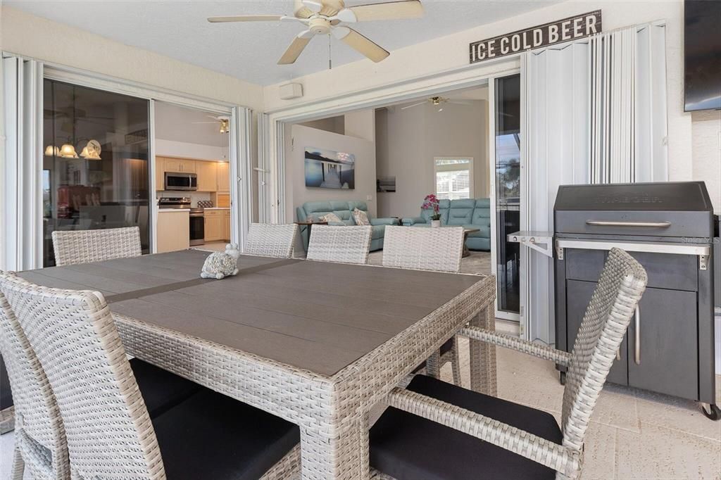 Dining room, Interior, Kitchen