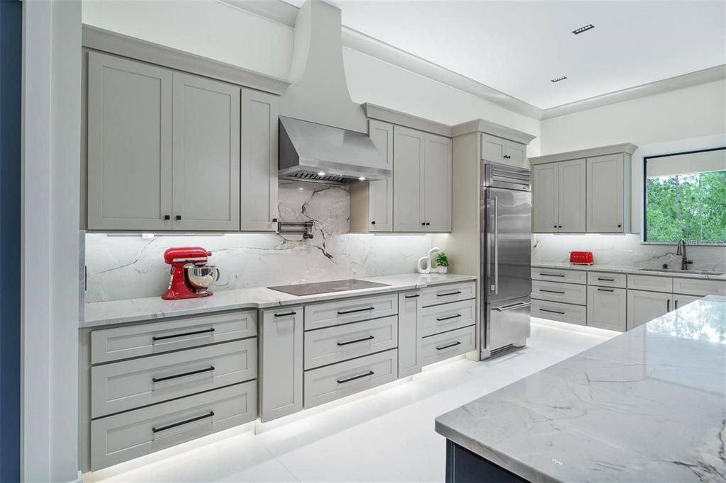 Interior, Kitchen, Recessed Lighting