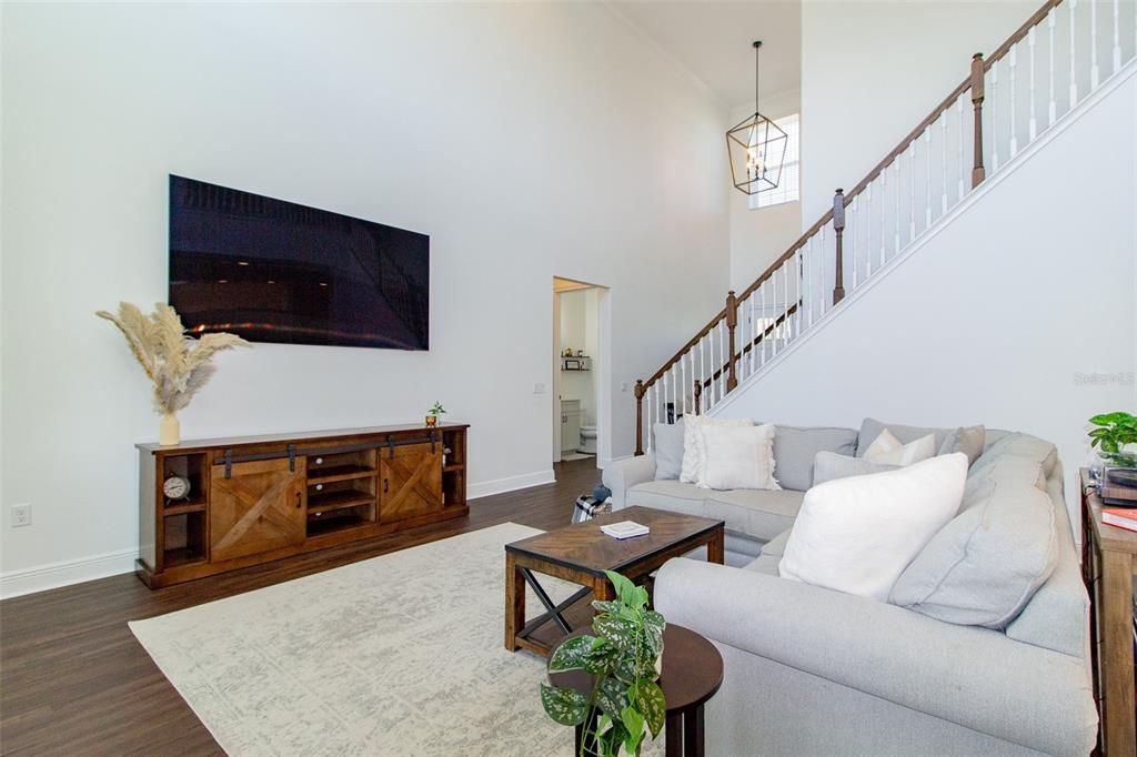 Interior, Living room, Pendant Lights, Wood Texture Flooring