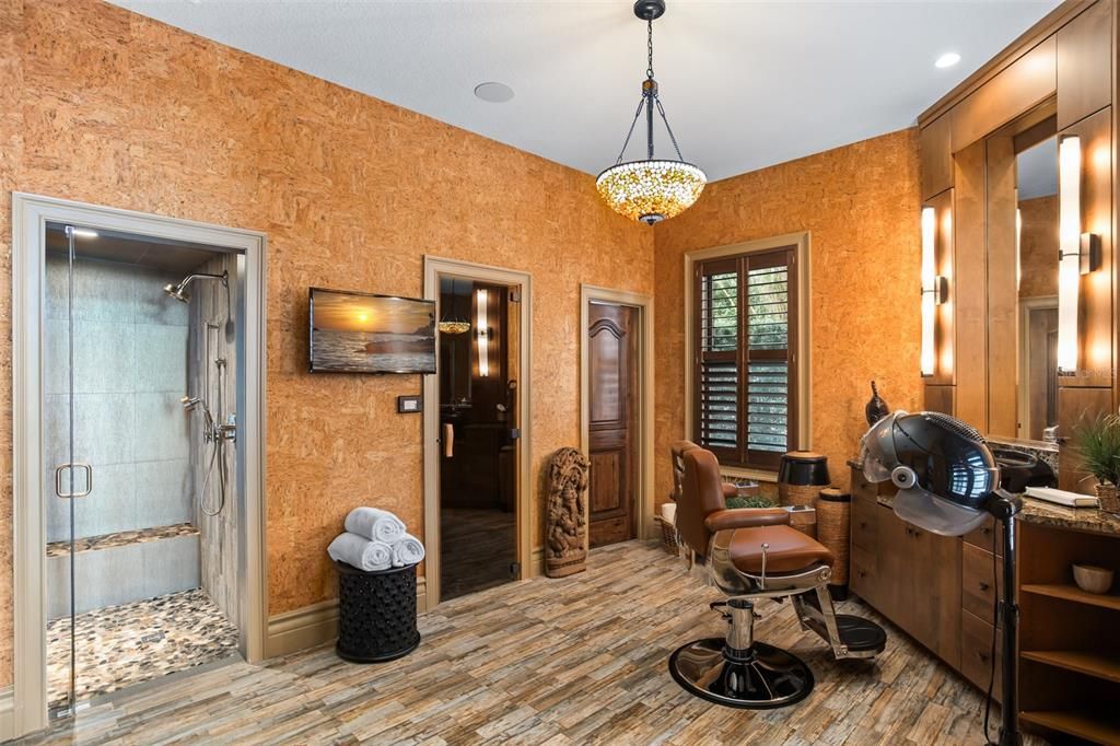 Bathroom, Interior, Pendant Lights, Recessed Lighting, Wood Texture Flooring
