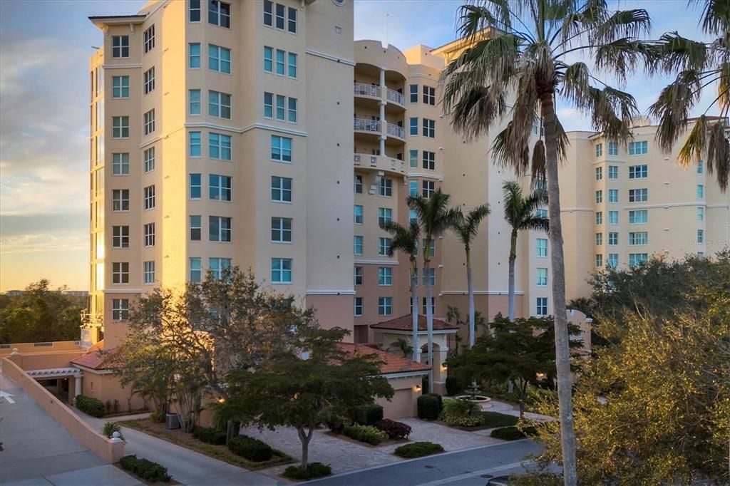 Exterior, Facade, Condo Building