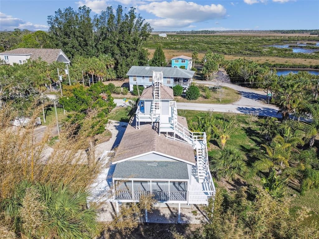 Exterior, Drone