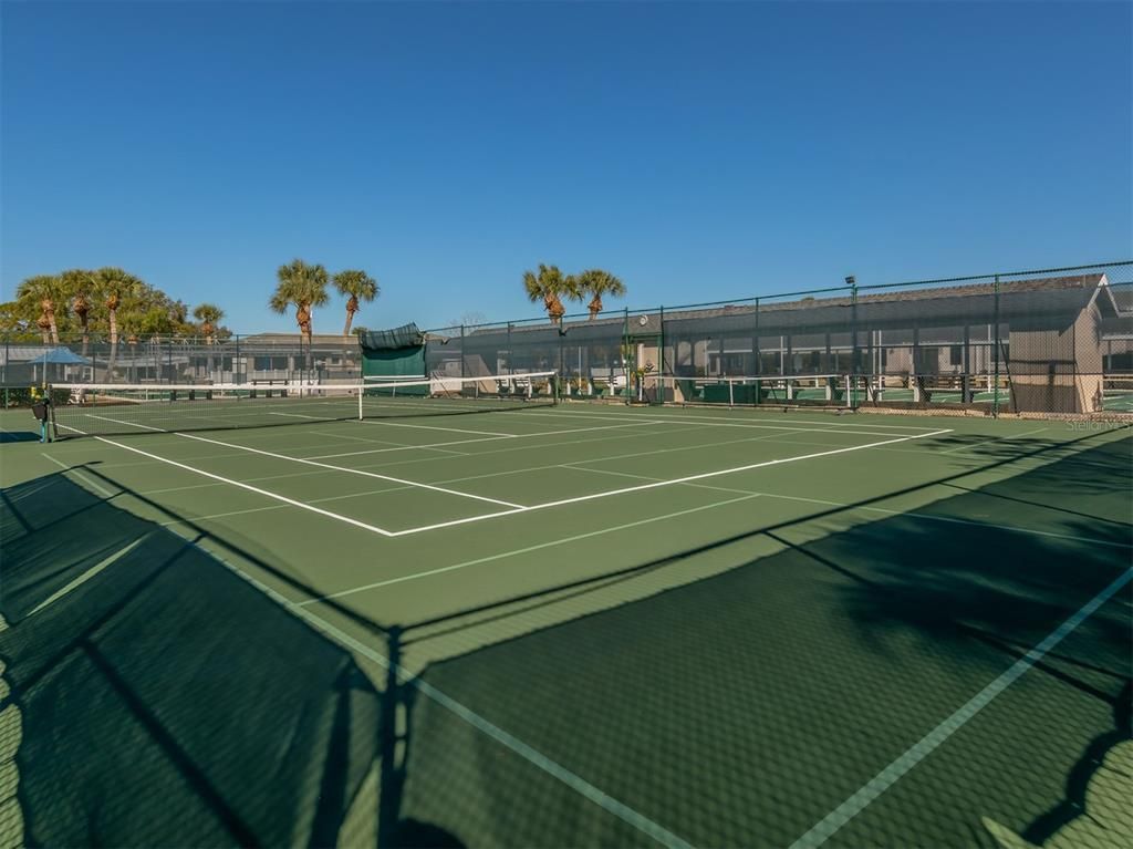 Exterior, Tennis Courts