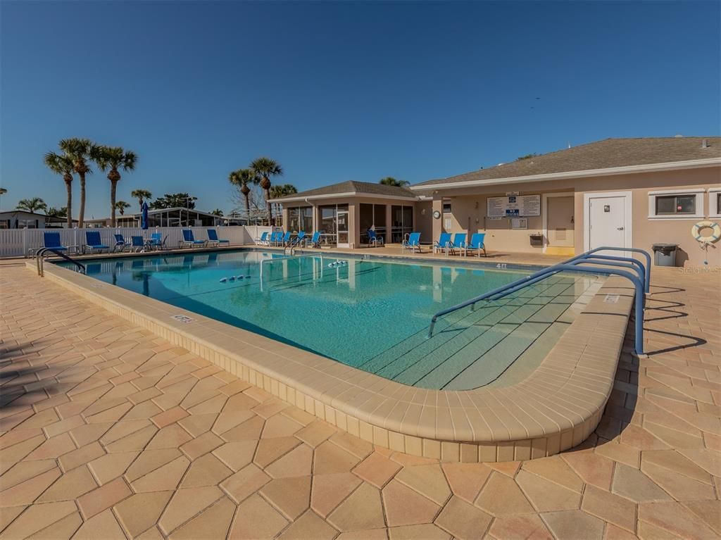 Exterior, Pool