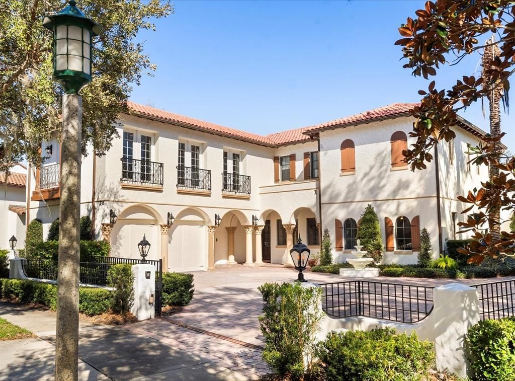 Exterior, Facade, Spanish Mediterranean