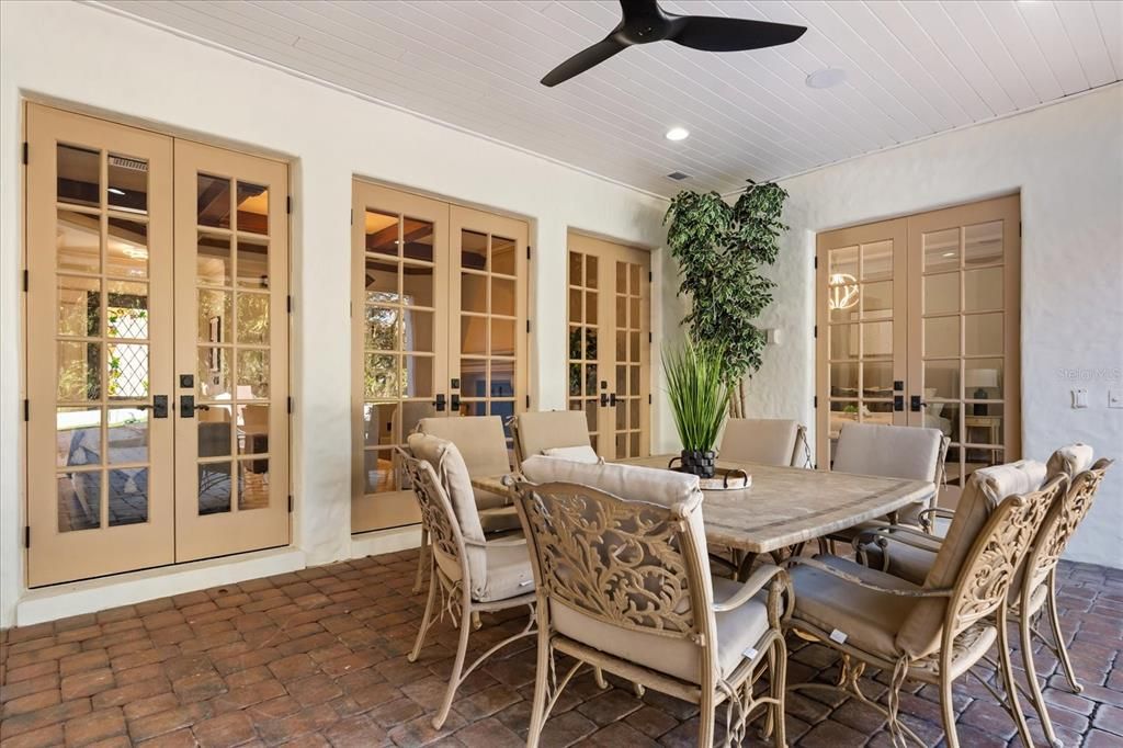 Dining room, Exterior, Interior, Recessed Lighting
