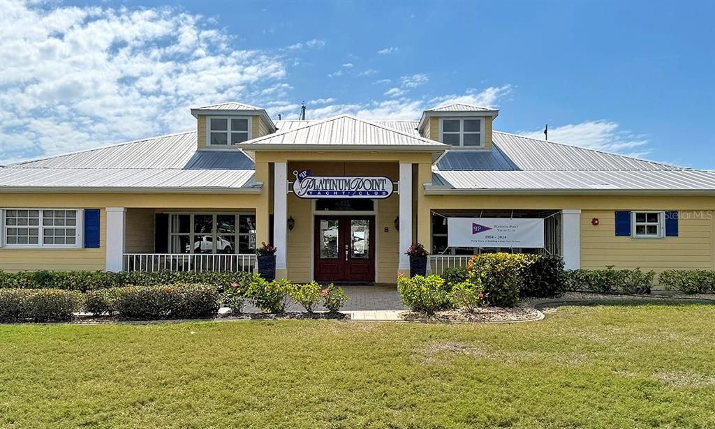 Exterior, Facade, Cape Cod