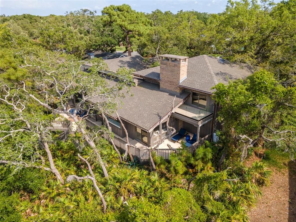Exterior, Drone