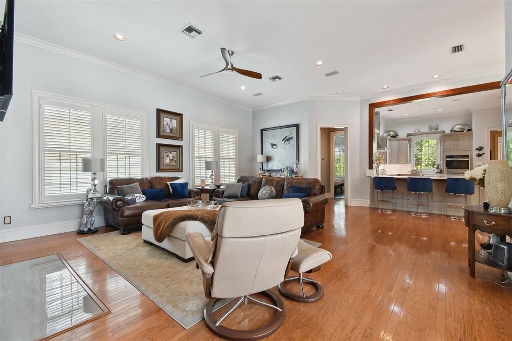Interior, Kitchen, Living room, Recessed Lighting, Wood Texture Flooring