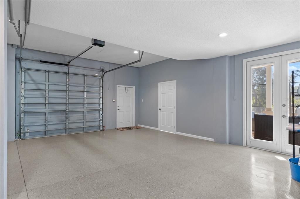 Garage, Interior, Recessed Lighting