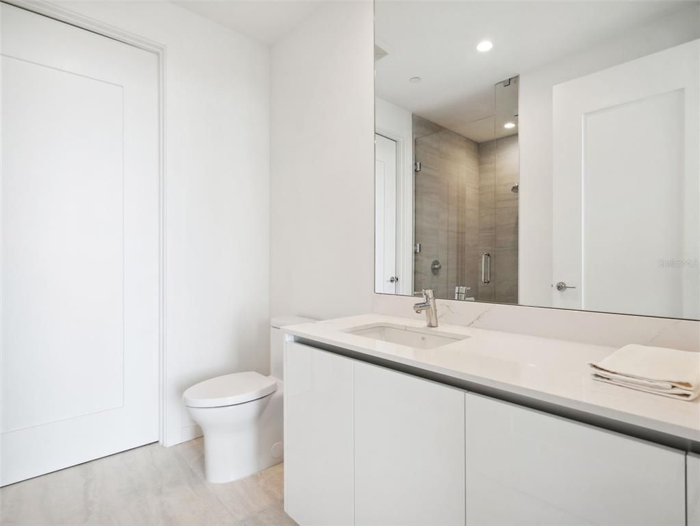 Bathroom, Interior, Recessed Lighting