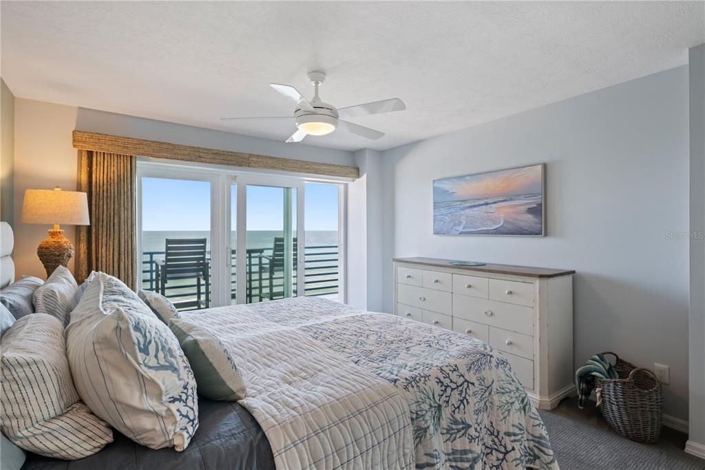 Bedroom, Interior, Water