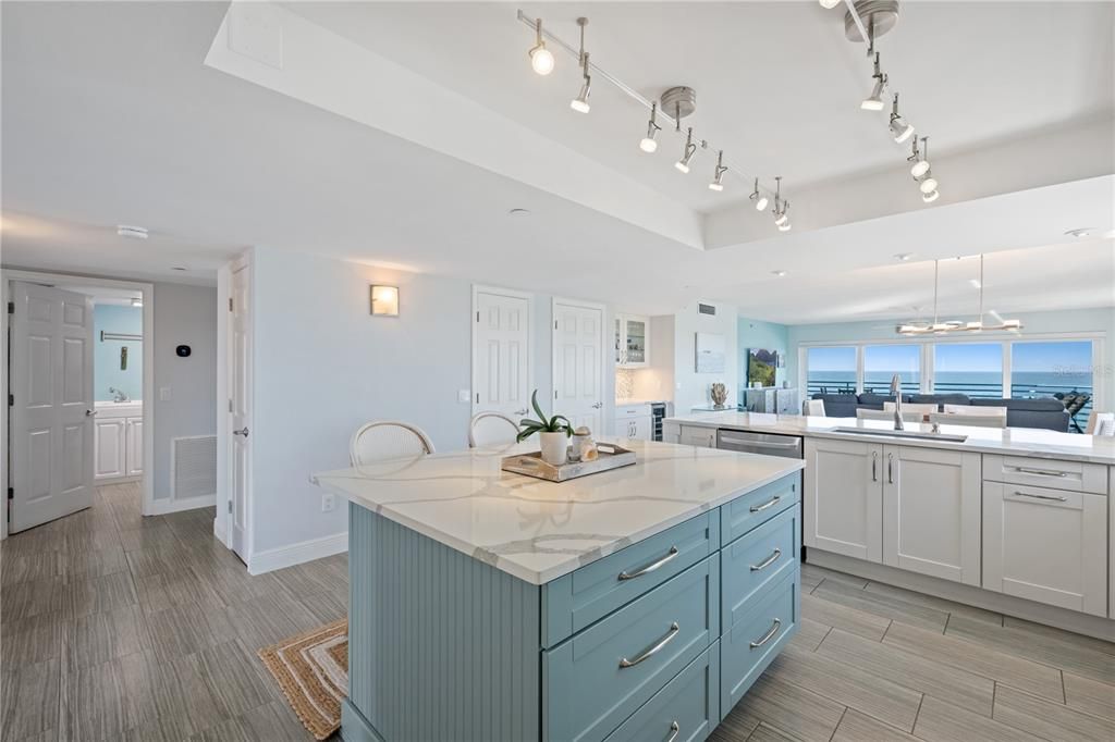 Interior, Kitchen, Pendant Lights, Wood Texture Flooring