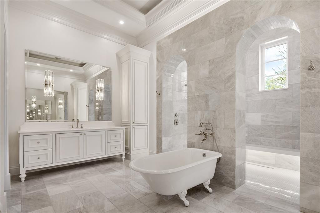 Bathroom, Dual Sink Vanities, Free Standing Baths, Glass Shower, Interior, Pendant Lights, Recessed Lighting