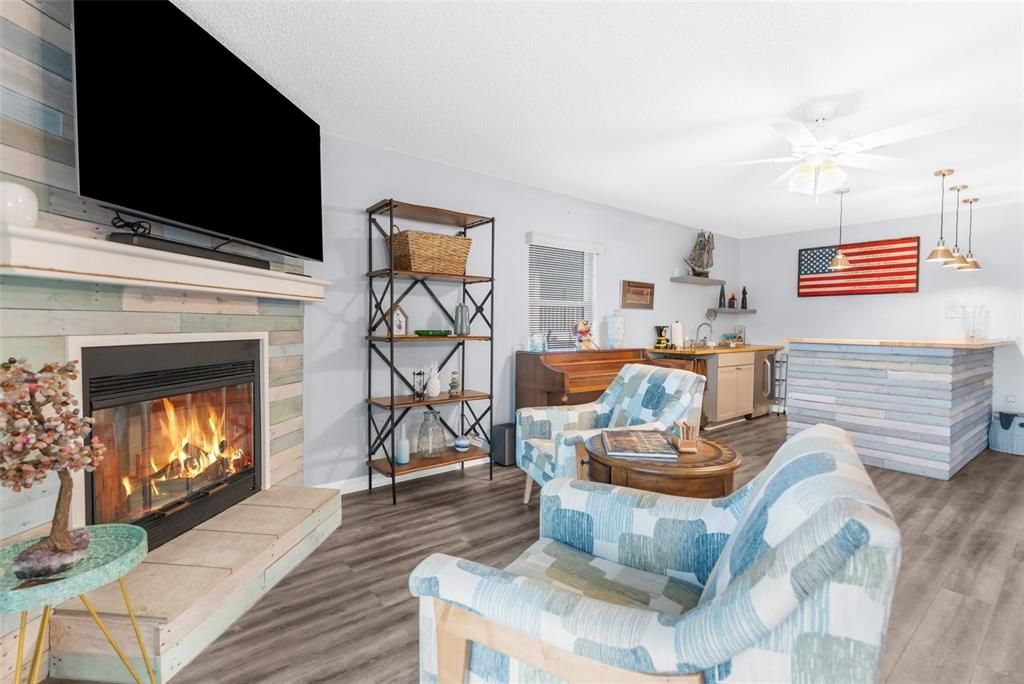 Fireplace, Interior, Pendant Lights, Wood Texture Flooring