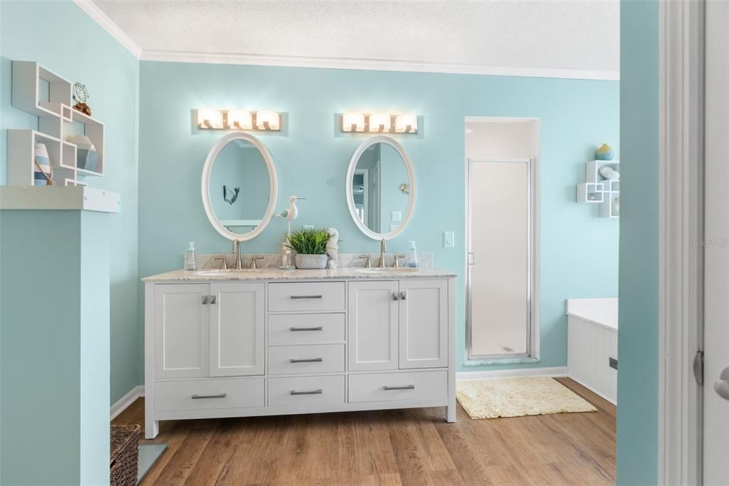 Bathroom, Dual Sink Vanities, Interior, Wood Texture Flooring