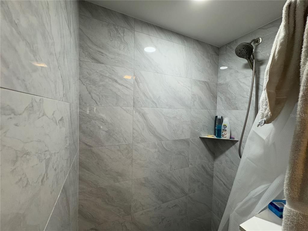 Bathroom, Interior, Marble Walls, Recessed Lighting