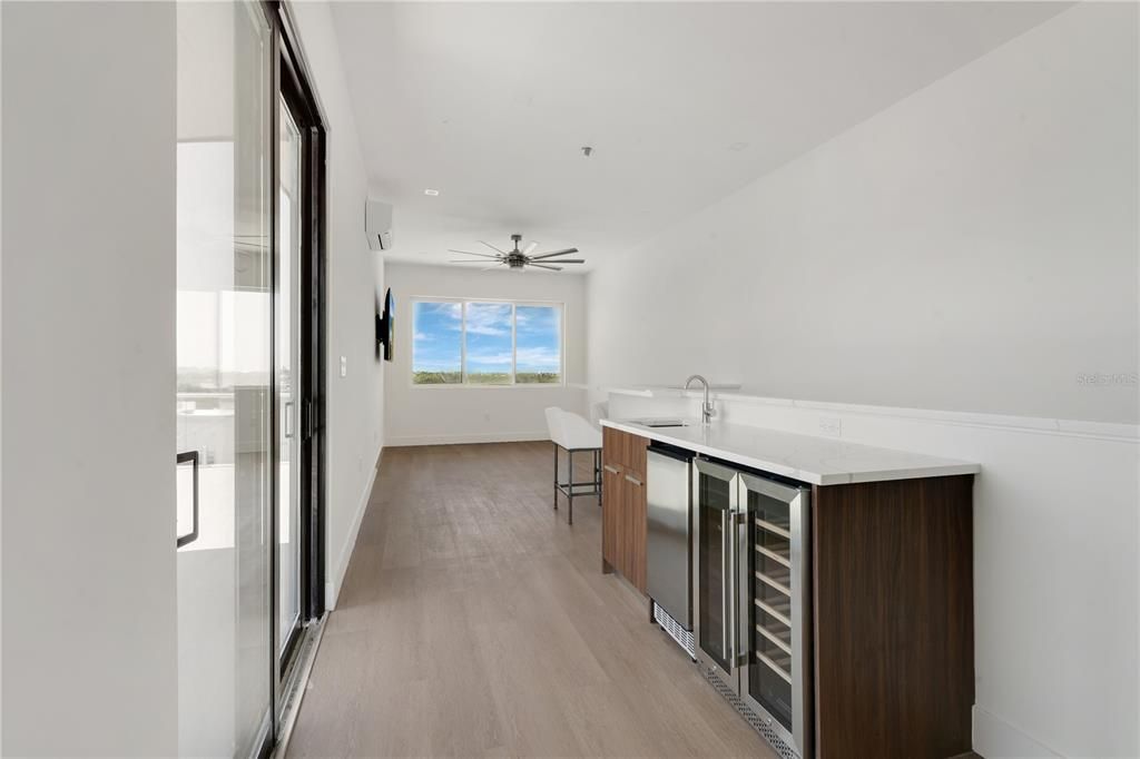 Dining room, Interior, Kitchen, Recessed Lighting, Wood Texture Flooring