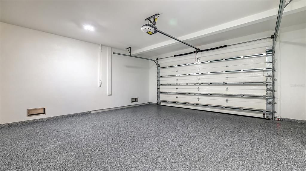 Garage, Interior, Recessed Lighting