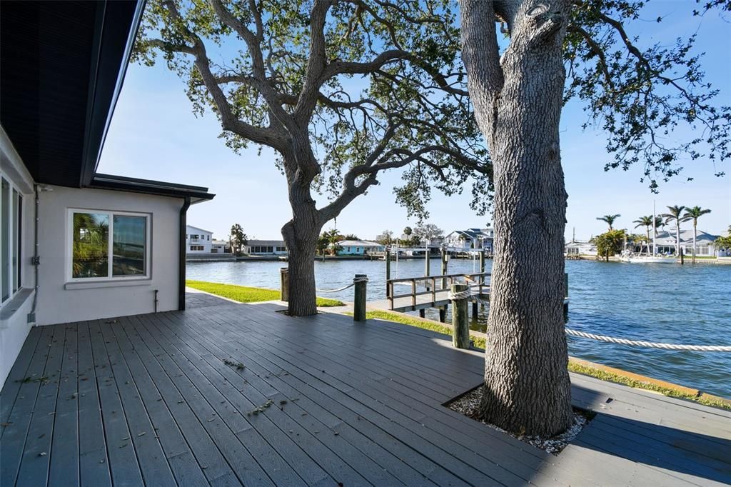 Exterior, Water