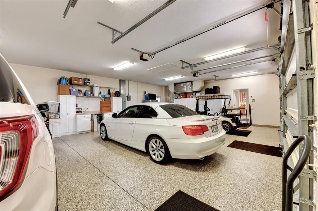 Garage, Interior